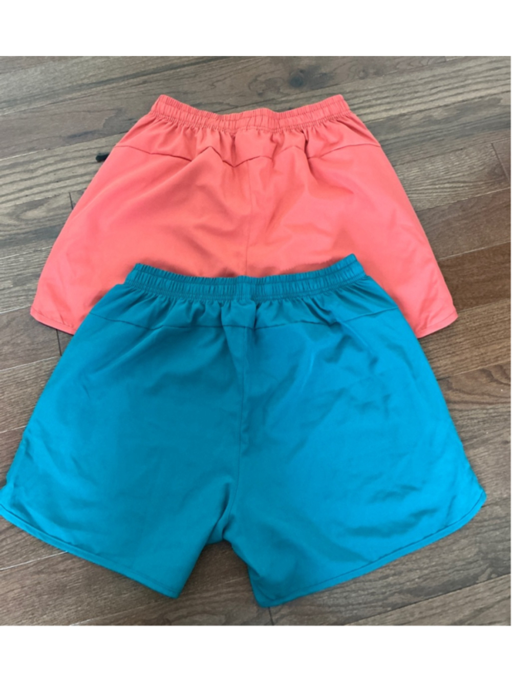 BUNDLE OF 2 Men’s Unbranded Athletic Shorts - Small - Picture 2 of 5